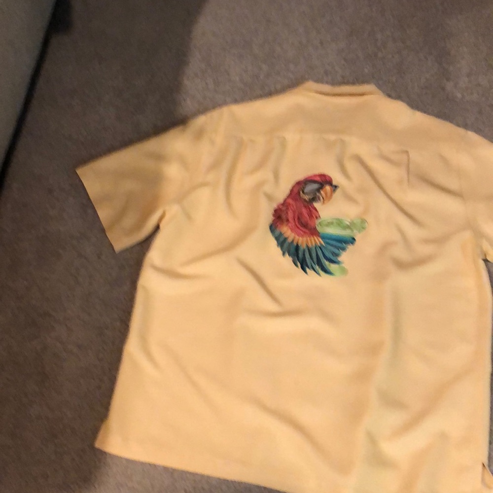 Beautiful yellow Caribbean shirt